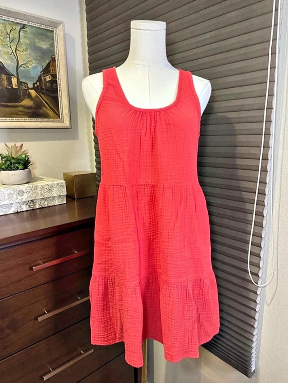 Universal Thread Tiered Crinkle Gauze Dress Mini Dress in Coral. Size XS
